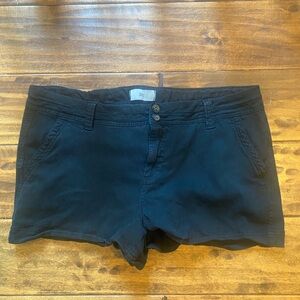 Woman’s BKE shorts, like new
